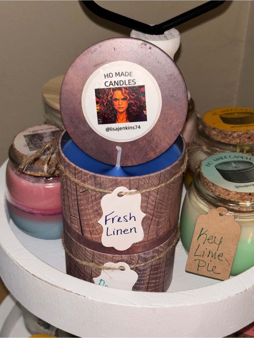 Fresh Linen Wood-Textured Tin Scented Candle